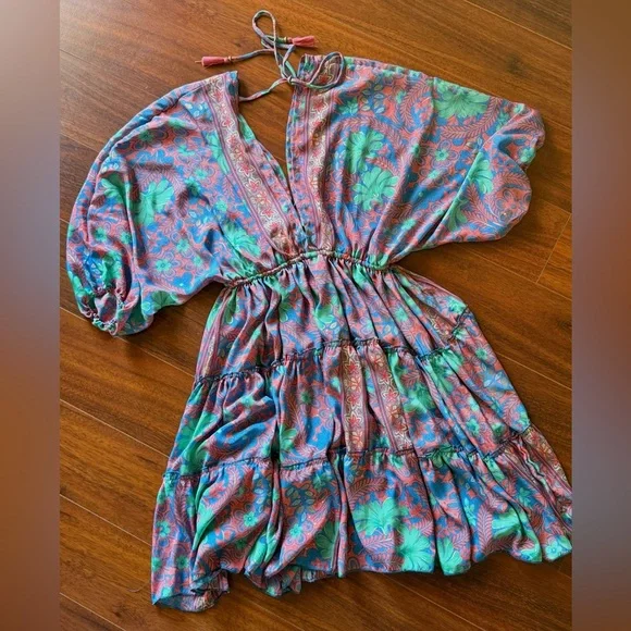 Boho mini dress, flowy sleeves and tassel tie waist - Picture 2 of 3